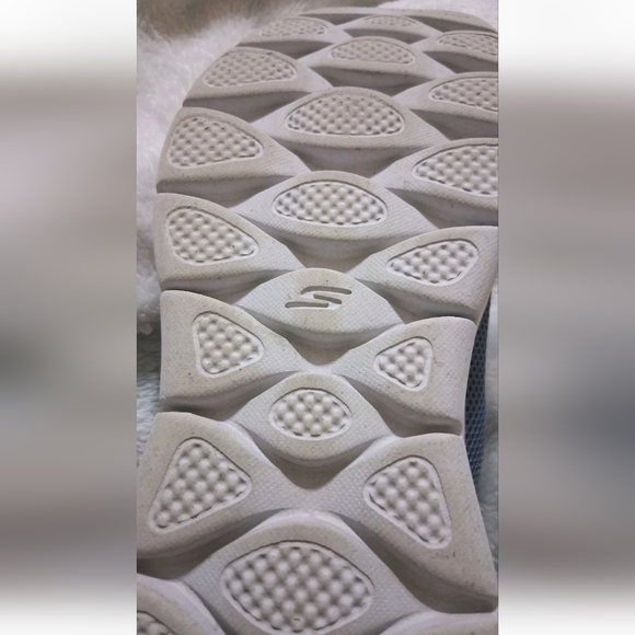 SKECHERS Hands Free Slip-Ins GO Walk Flex Grand Entry Sneaker - Picture 11 of 11